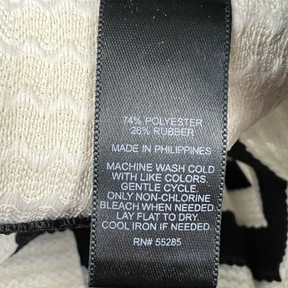 NWT - Express Striped Structured Stretch Pouf Skater Skirt - Size XS - Picture 8 of 8